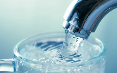 ¿Cómo eliminar la cal del agua de pozo?