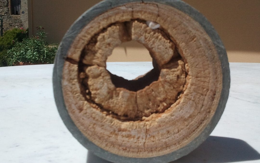 tubería afectada por la dureza del agua