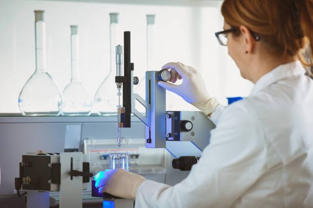 La importancia de analizar el agua en un laboratorio antes de tratarla